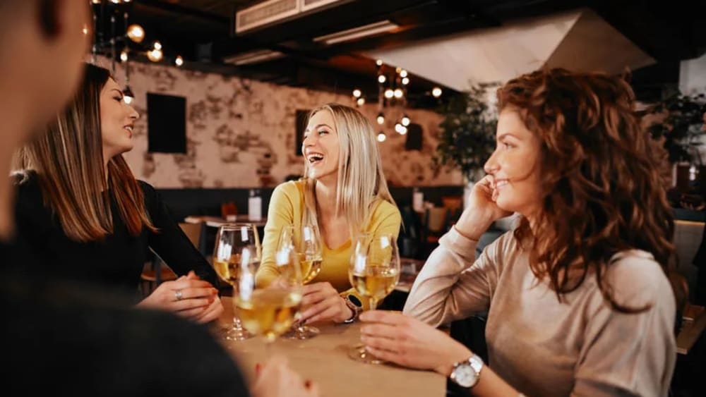 🍷✨ SOIRÉE TAPAS ENTRE FILLES – CAEN ✨🍷