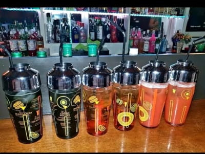 Boire un verre happy hour quai des bananes